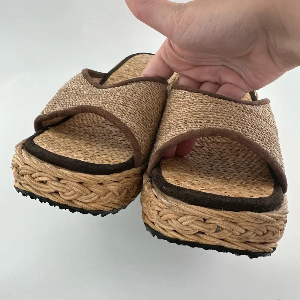 Vintage wicker jute